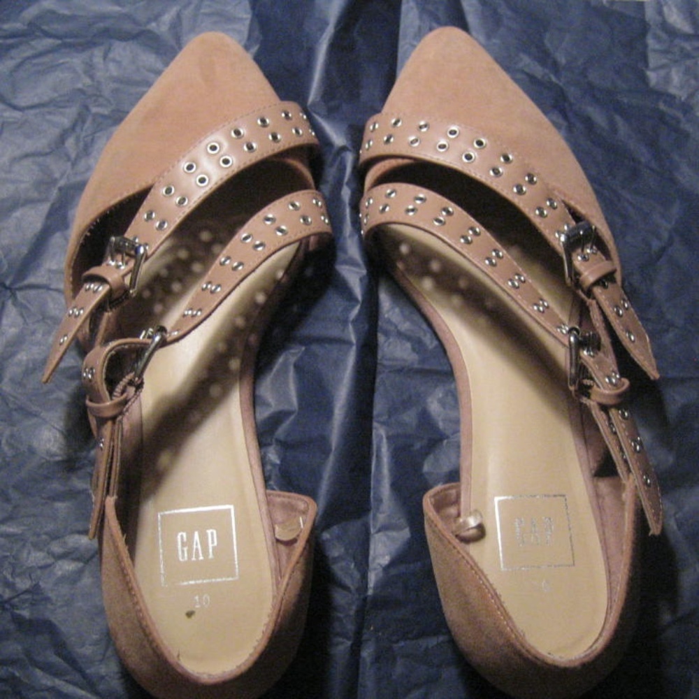 Gap Side Strap Flat Shoes